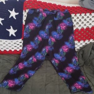 💐WHIMSIES CAPRI LEGGINGS SIZE TC (TALL&CURVY)💐